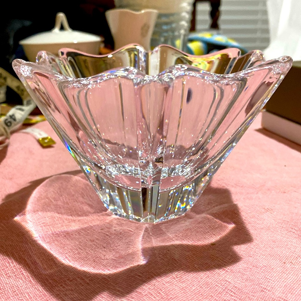 Orrefors Orion 5.5 inch Crystal Bowl. Made in Sweden. It’s Stunning EUC